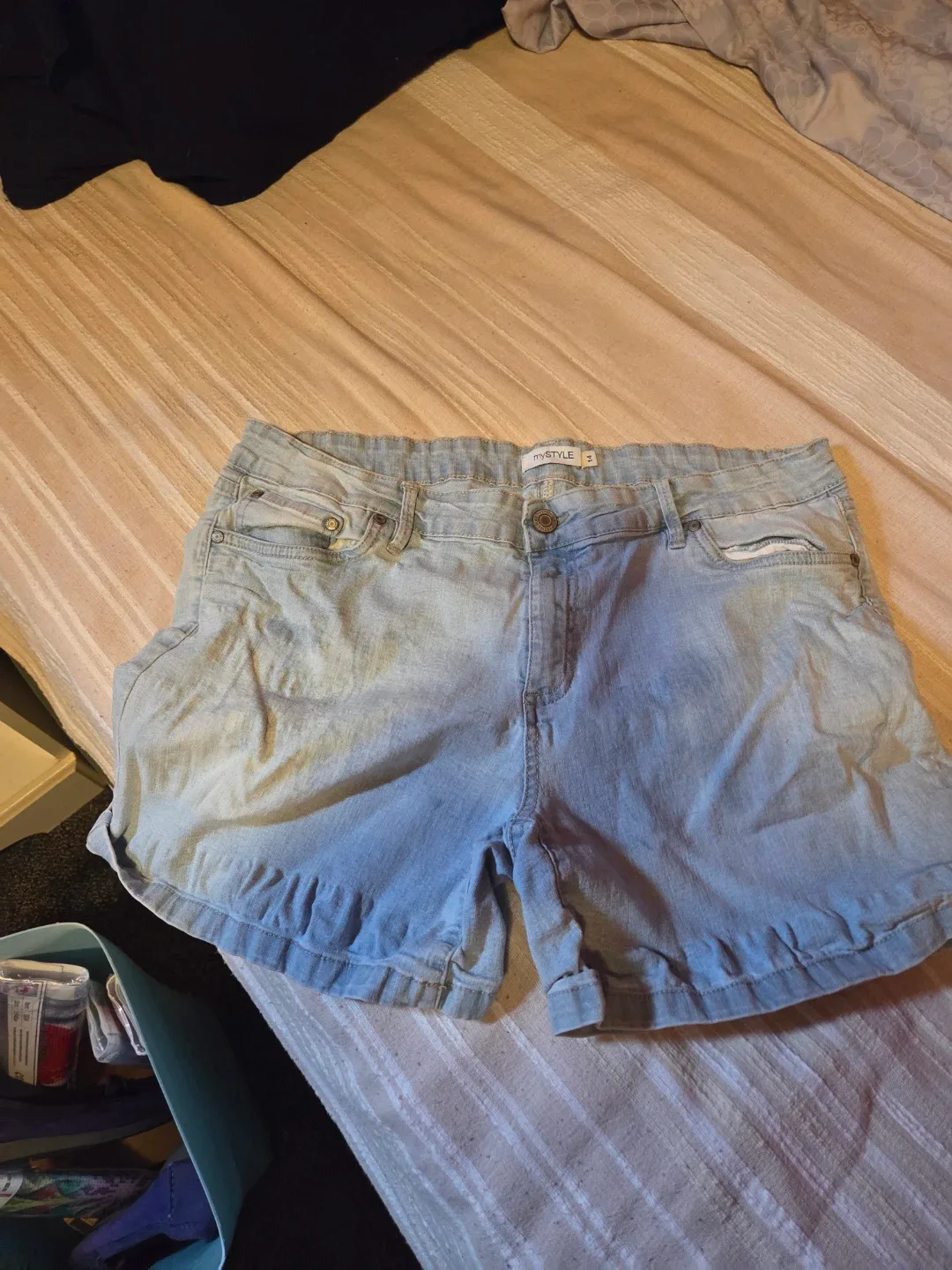 Price per each.  Size 14 -18 image indicator(2)