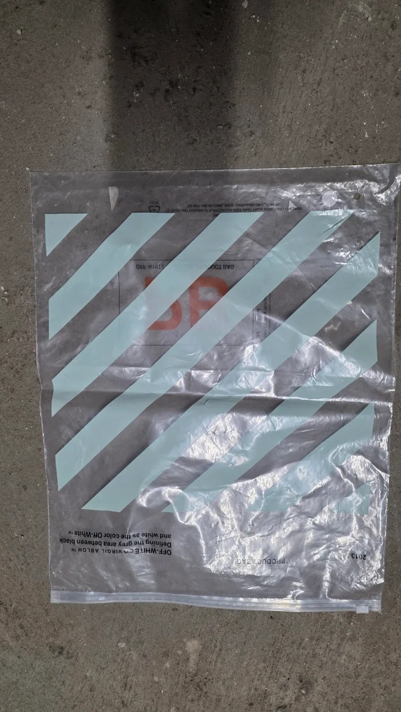 Off-White Black Hoodie image indicator(3)