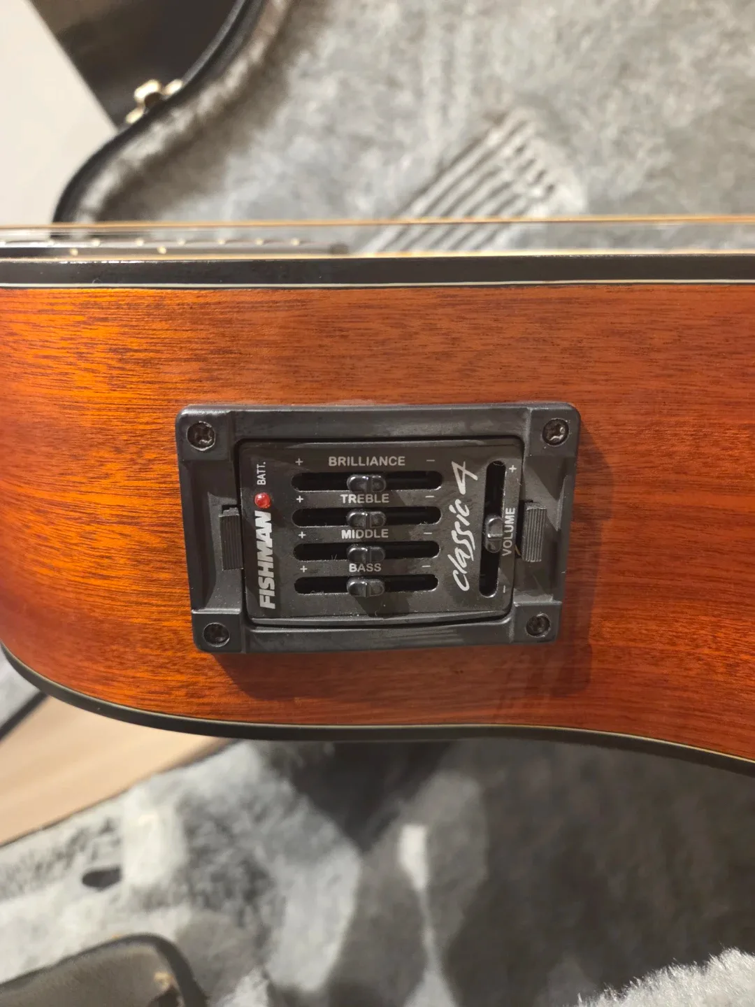 Walden Natura D550CE Acoustic-electric Guitar image indicator(5)