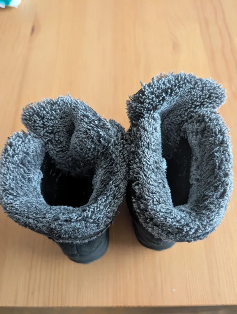 Kamik Black Winter Boots - Size 7 image indicator(3)