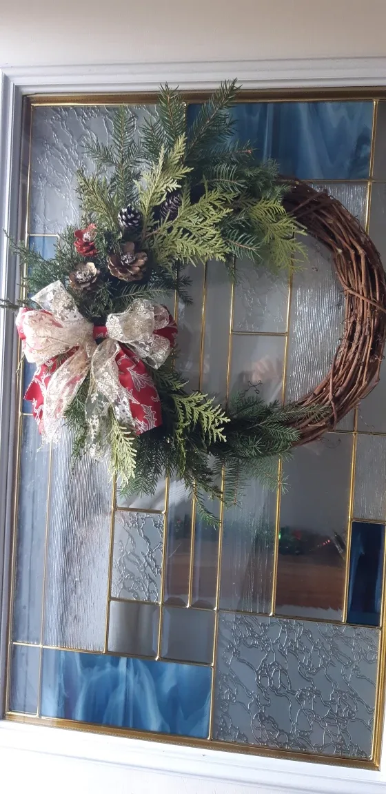 Fresh greenery Christmas Wreaths image indicator(5)