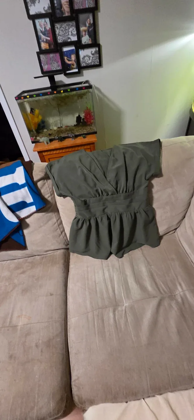 Shein Olive Green Blouse - Size lg image indicator(2)