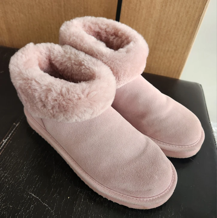 Cloud Nine Sheepskin Boots, Pink, Size 10 - photo 3