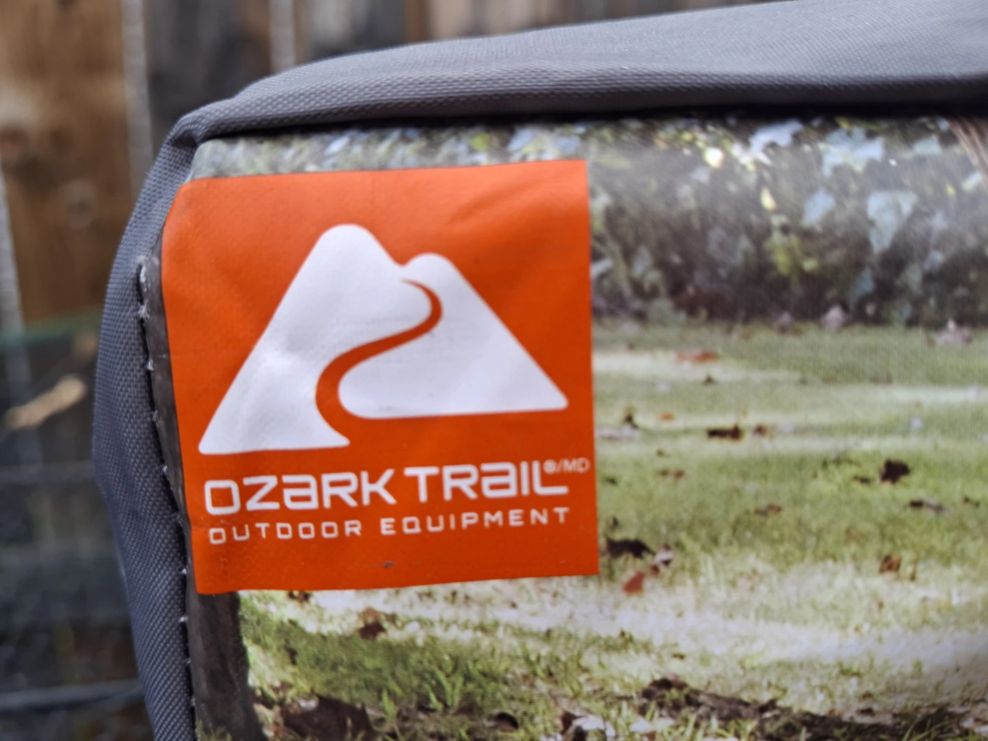Ozark Trail Outdoor Shelter - Perfect for Picnics! - photo 5