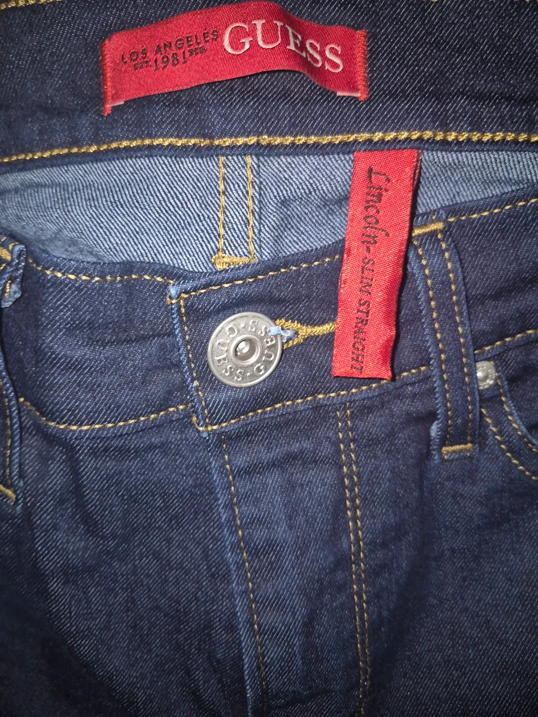 Guess Lincoln Slim Straight Jeans - Size 33x32 image indicator(2)
