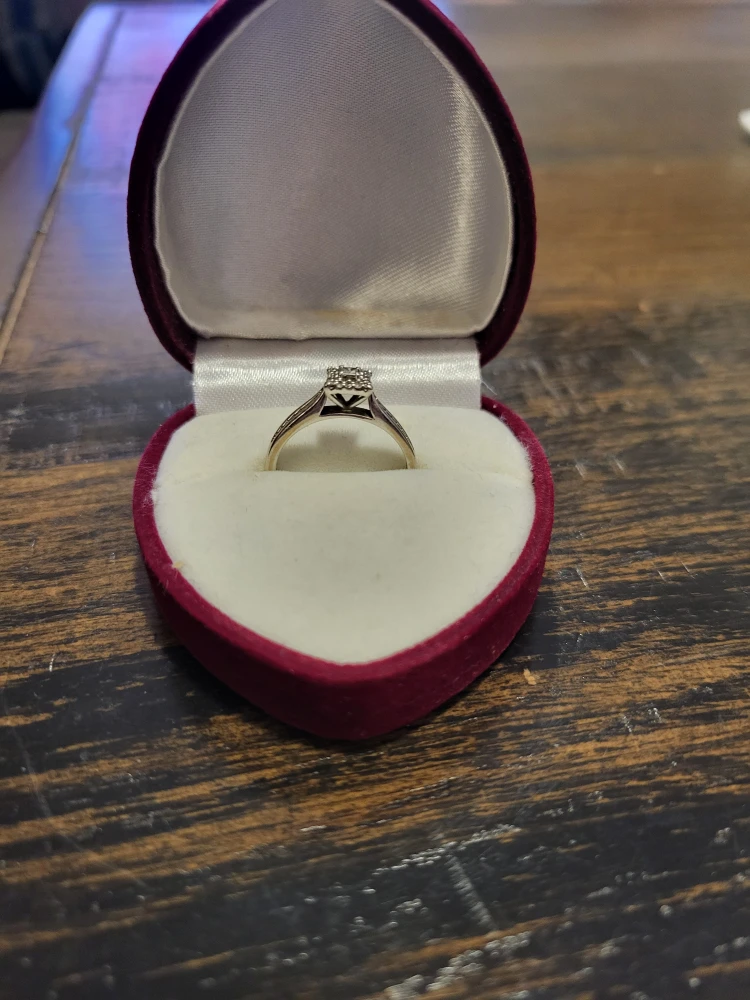 10k White Gold Diamond Engament ring - photo 2