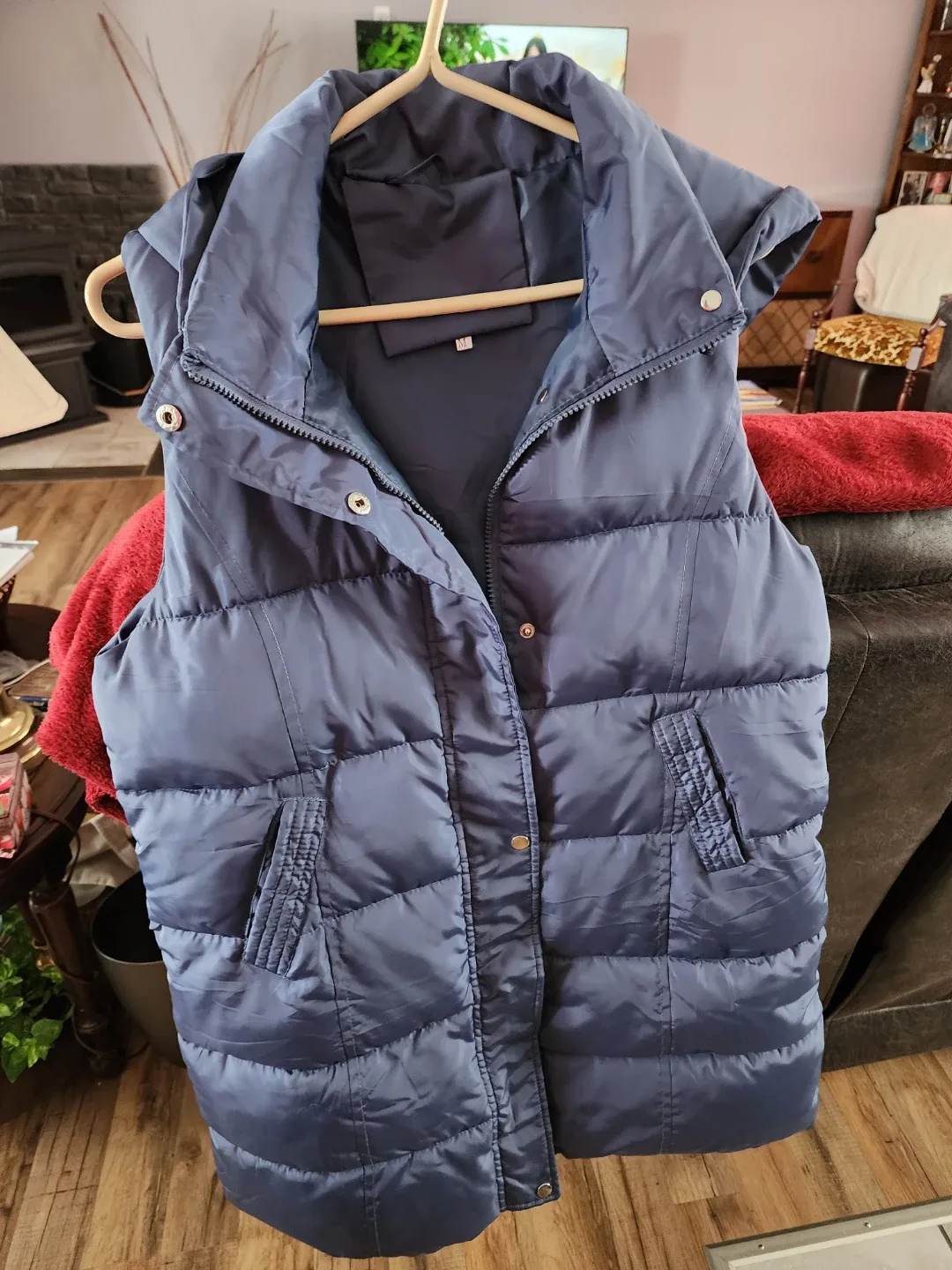 New Navy Blue Puffer Vest - Size medium