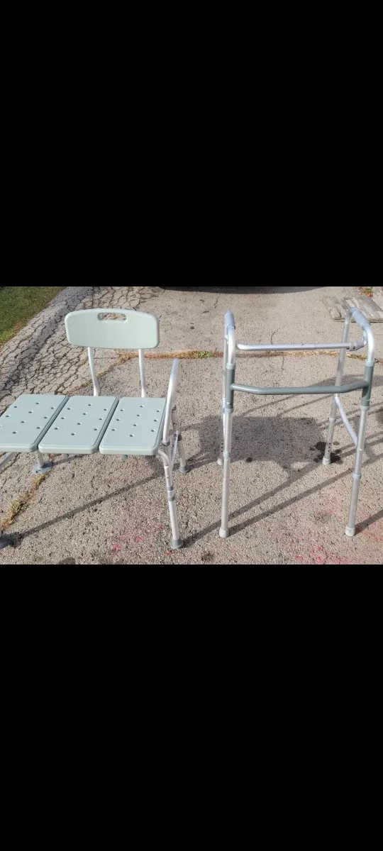 WALKER , CRUTCHES N A SHOWER BENCH $220 image indicator(4)