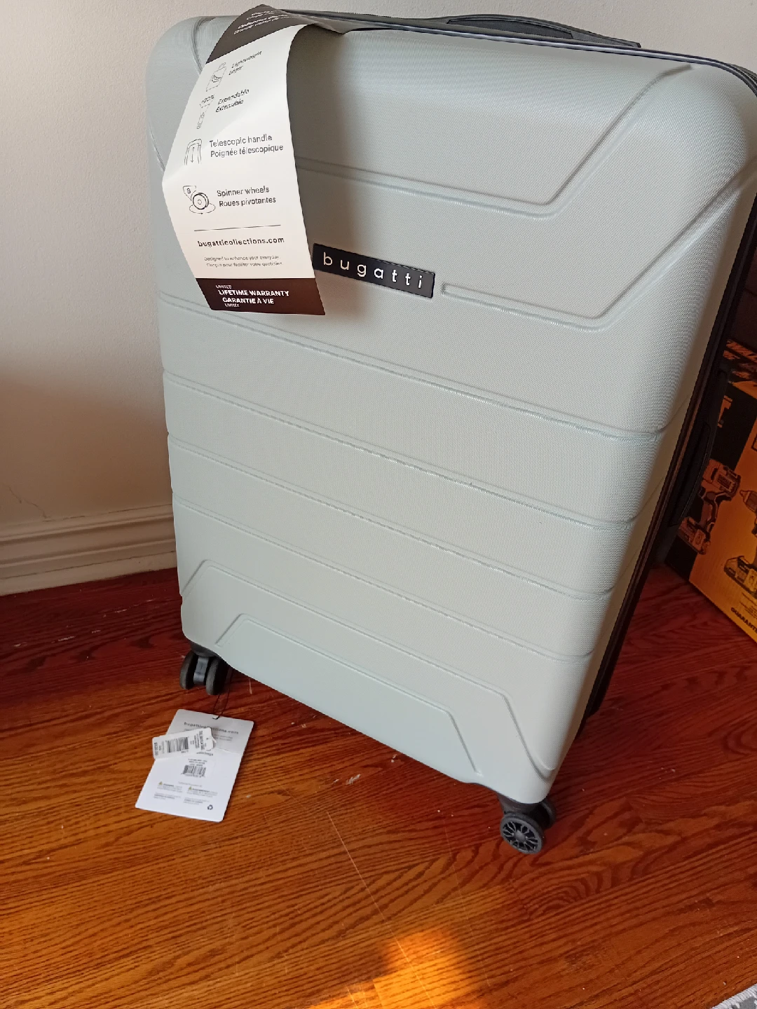 Samsonite & Bugatti Suitcases
