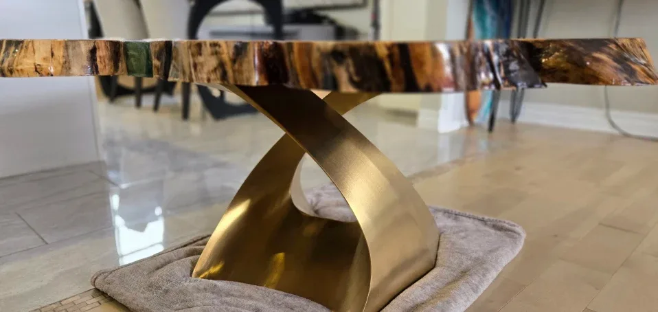 Luxurious Live Edge Spalted maple Coffee Table image indicator(3)