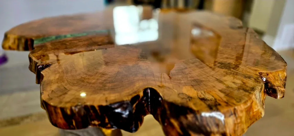 Luxurious Live Edge Spalted maple Coffee Table image indicator(5)