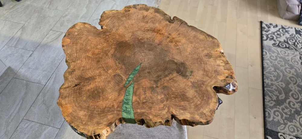 Luxurious Live Edge Spalted maple Coffee Table image indicator(9)