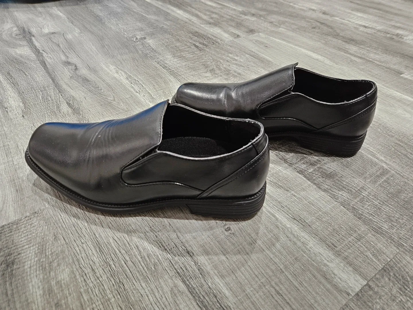 Perry Ellis Portfolio Samuel GP Black Shoes - Size 4 Boys image indicator(2)