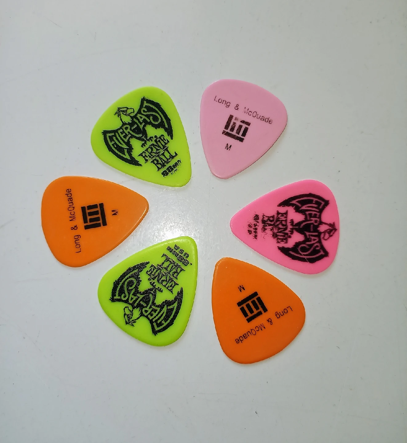 $1all~Guitar picks 🥕