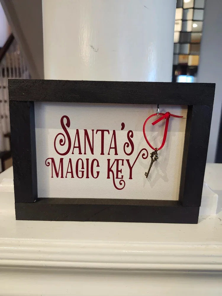 Santa's Magic Key Framed Decor
