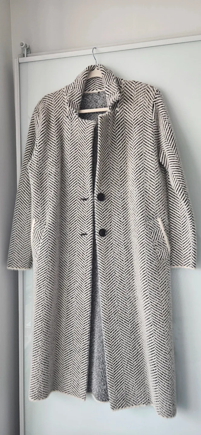 Herringbone Pattern Wool Blend Coat, Size Medium