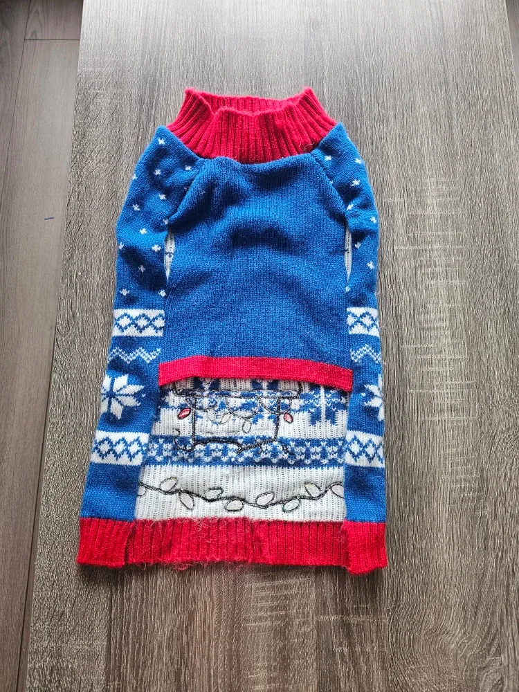 Snoopy Dog Sweater - Size Medium image indicator(2)