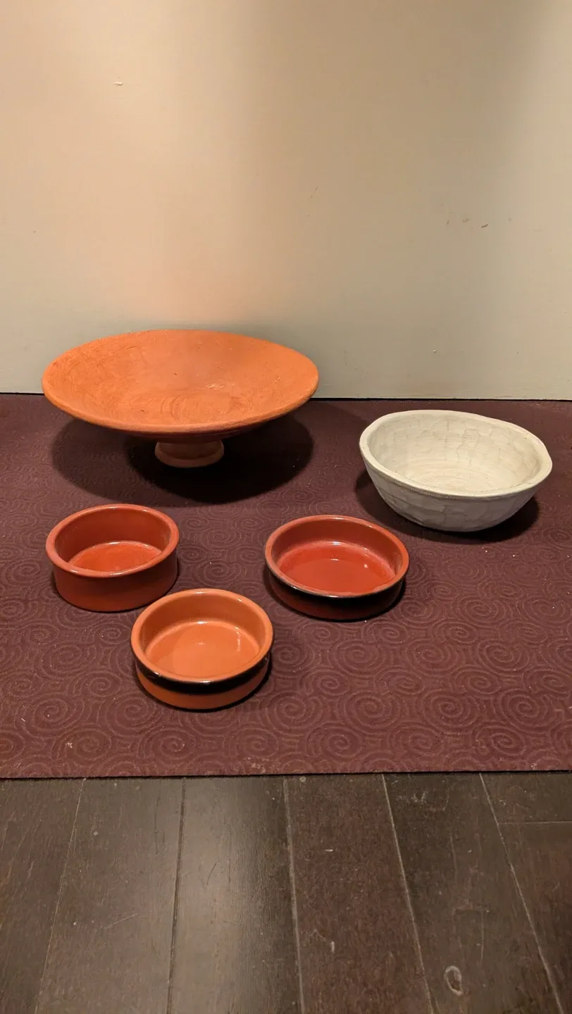 Beautiful Clay/Stoneware Bowls, incl. Nate & Jeremiah image indicator(3)