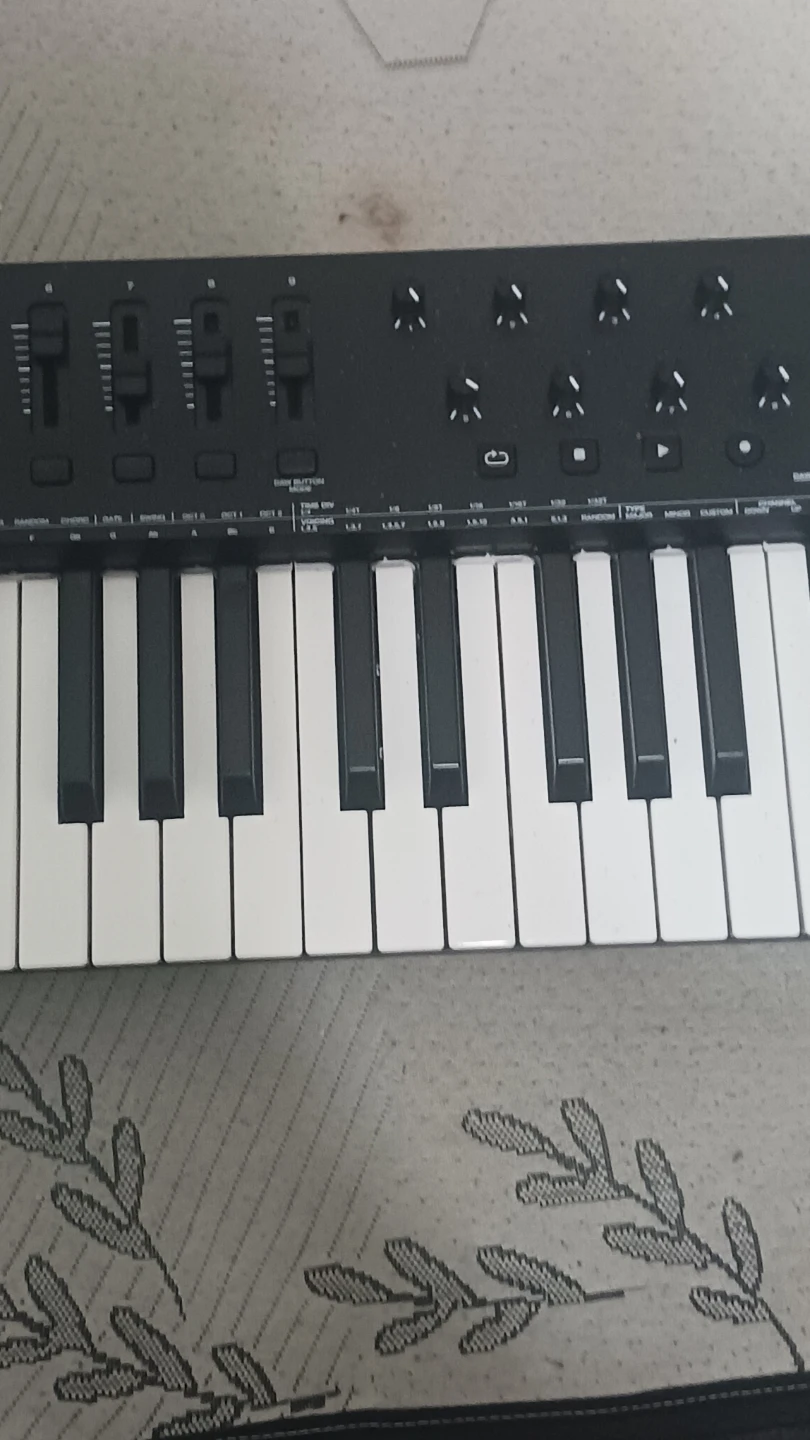 M-Audio Oxygen 49 MKV MIDI Keyboard