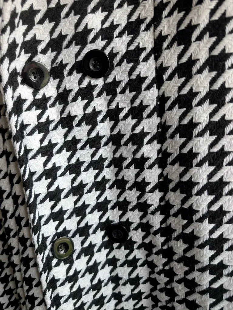 BNWOT Womens sz lg houndstooth trenchcoat blazer image indicator(3)