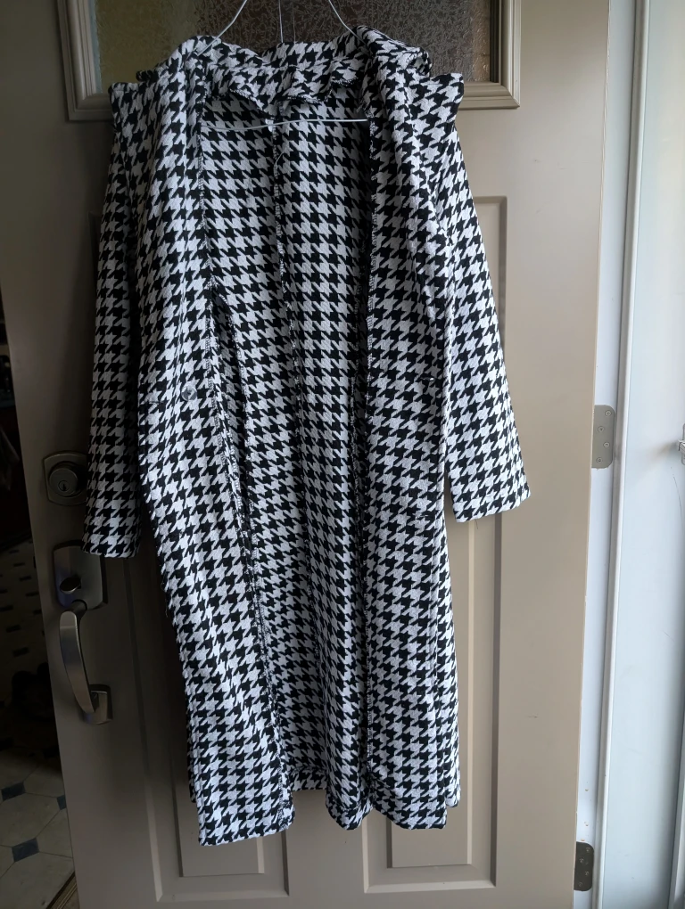 BNWOT Womens sz lg houndstooth trenchcoat blazer - photo 4