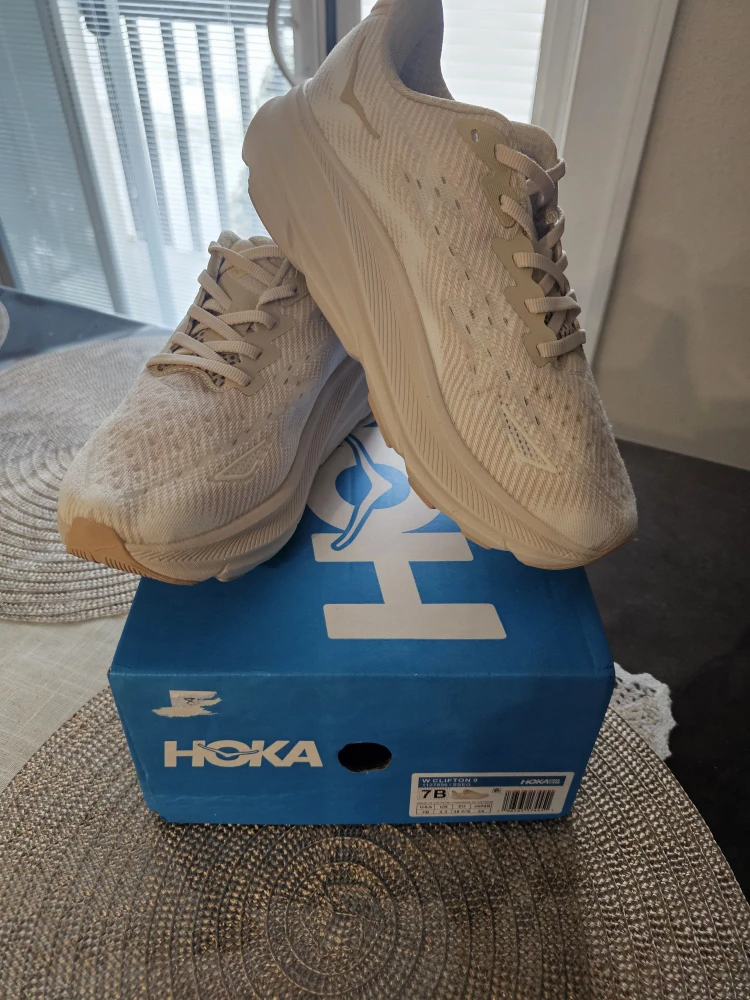 Hoka Clifton 9 Women's Running Shoes - Size 7B - photo 2