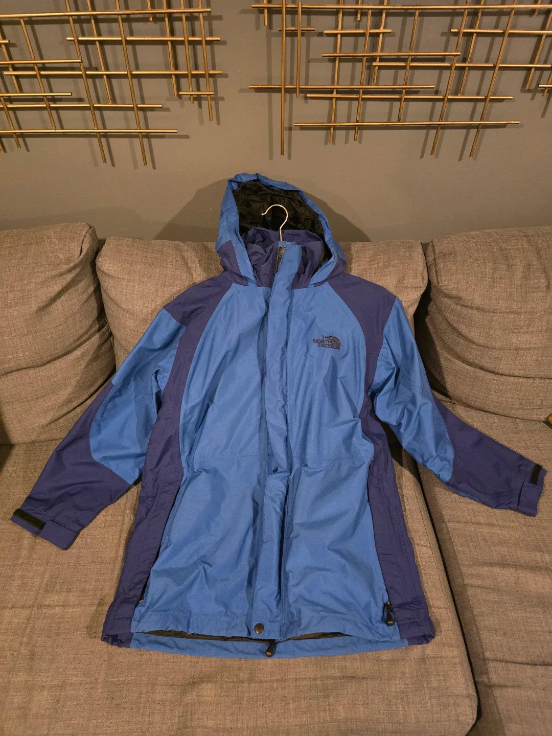 The North Face Blue Rain Jacket image indicator(3)