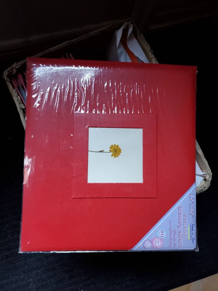 Umbra Juniper Photo Album image indicator(6)