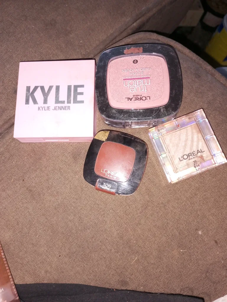Kylie & L'Oreal Blush Bundle
