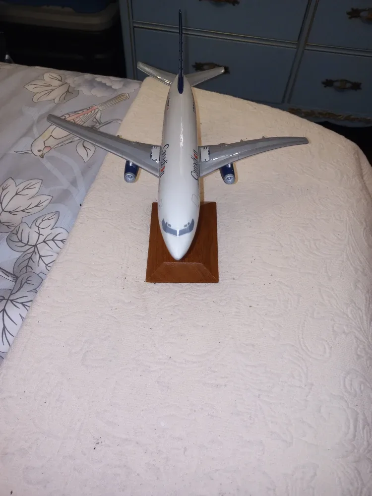 Canadian Air C- FACP Plastic Model Plane image indicator(3)