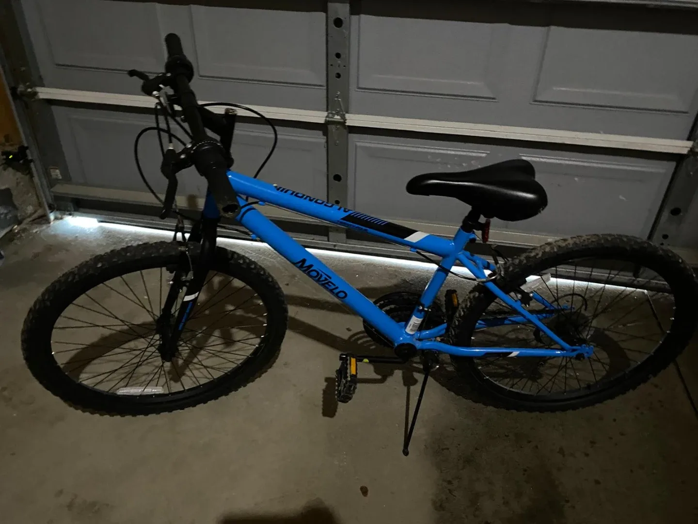 Movelo Algonquin Blue Mountain Bike thumbnail