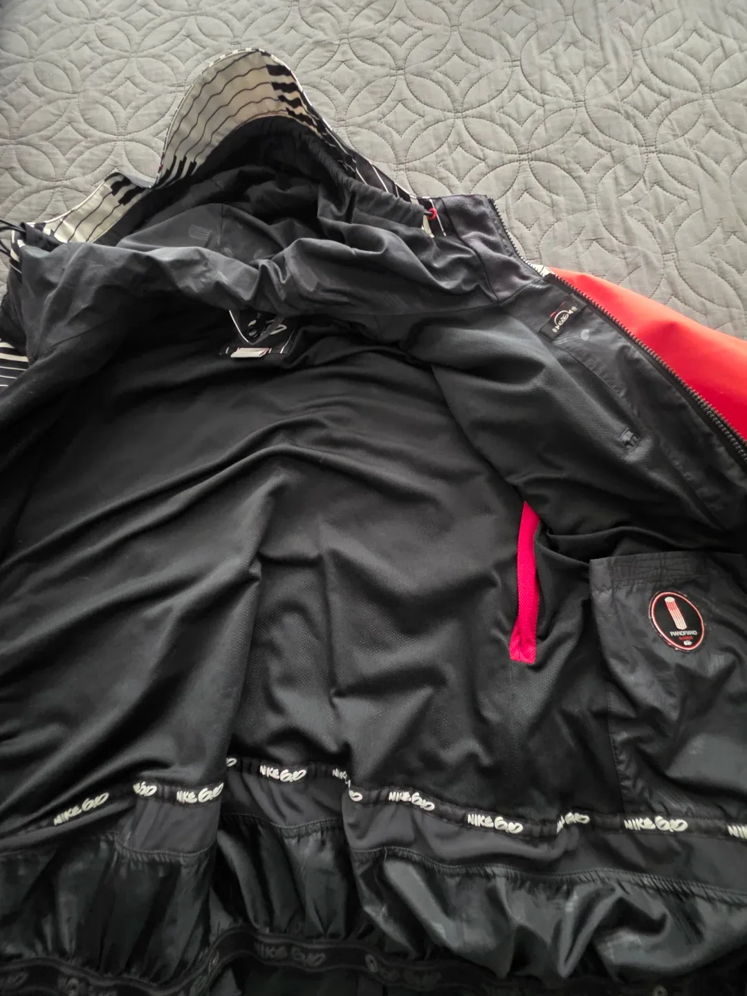 Nike 6.0 Snowboarding Jacket image indicator(6)