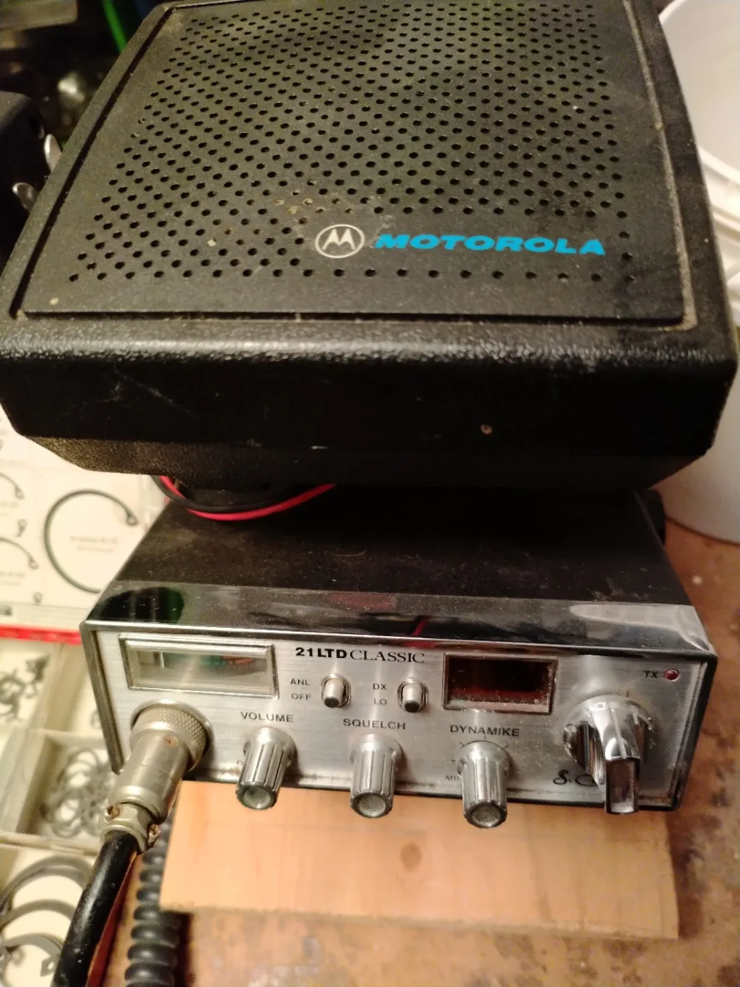 Cobra 21 LTD Classic CB Radio image indicator(3)