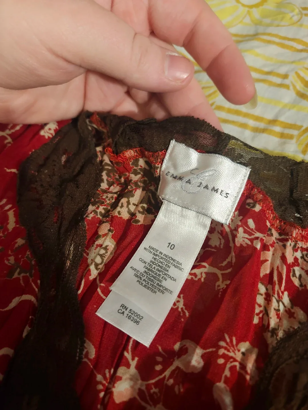 Red and brown paisley print blouse with lace trim and pleats image indicator(5)