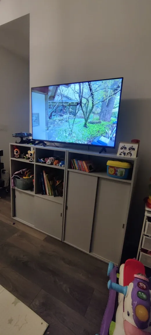 Moving out sale - ikea TV unit image indicator(2)