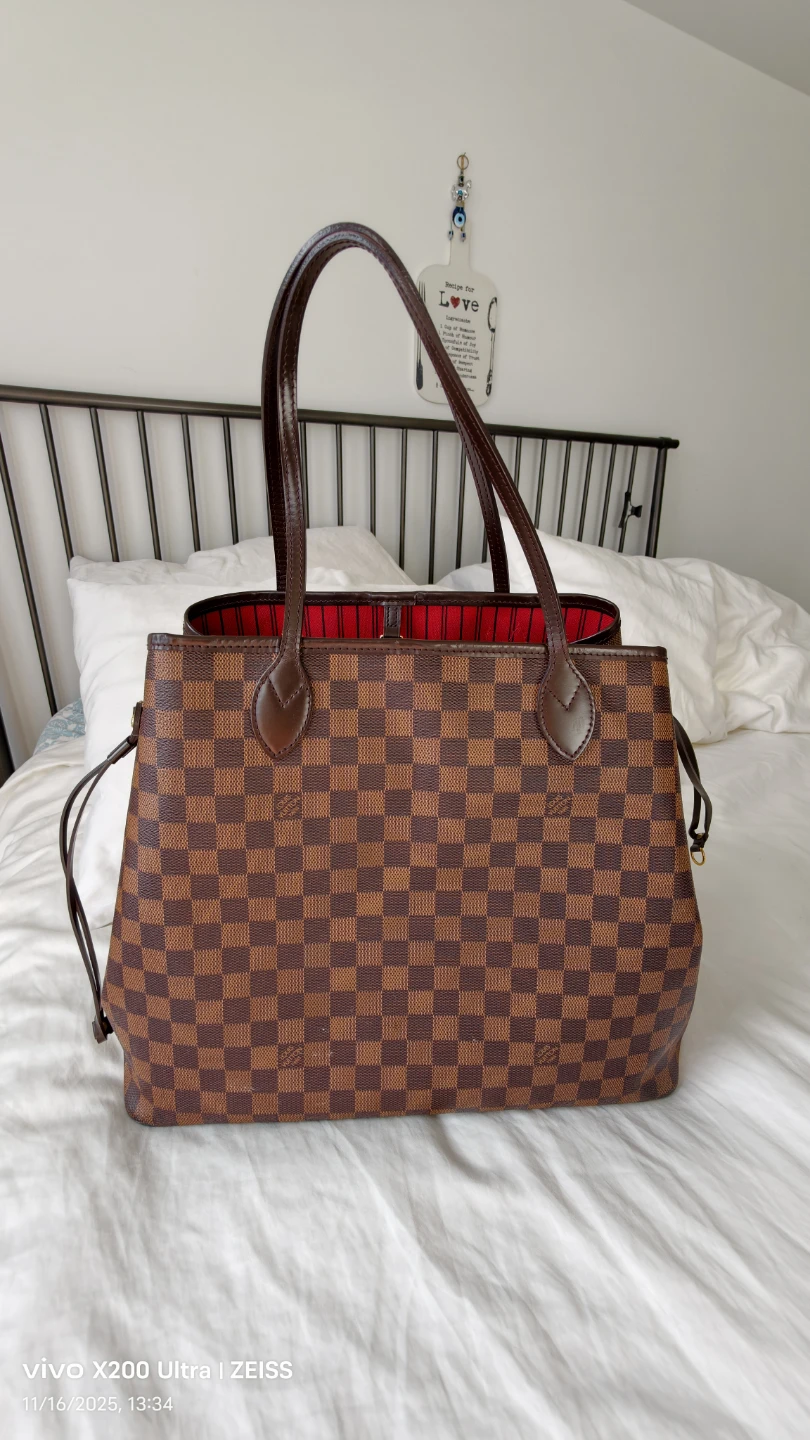 Louis Vuitton Neverfull GM Damier Ebene Tote - photo 4