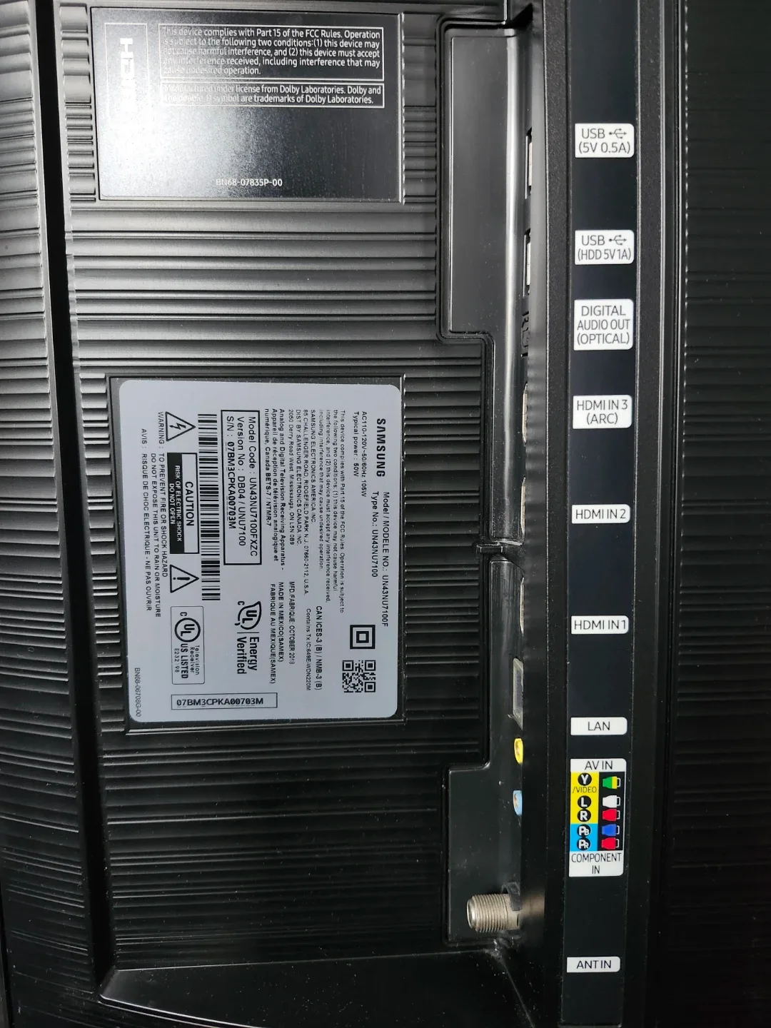 Samsung 43" 4K smart TV. NU700 Series 7 plus table image indicator(4)