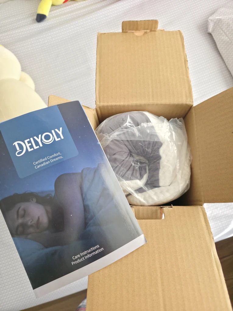 Delyoly memory foam pillow - photo 2