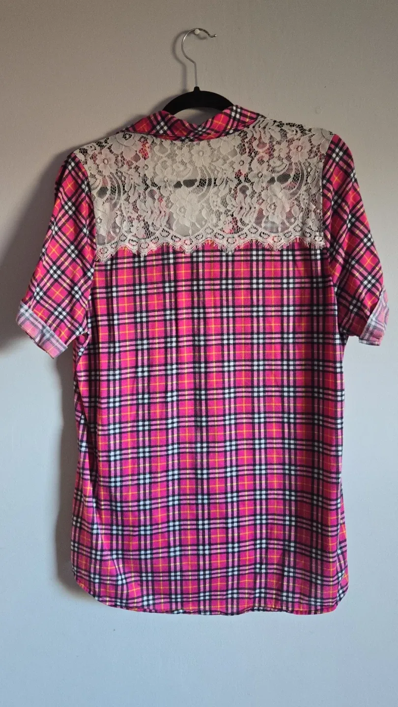 Torrid Plaid Button-Up Shirt - Size 1 image indicator(2)