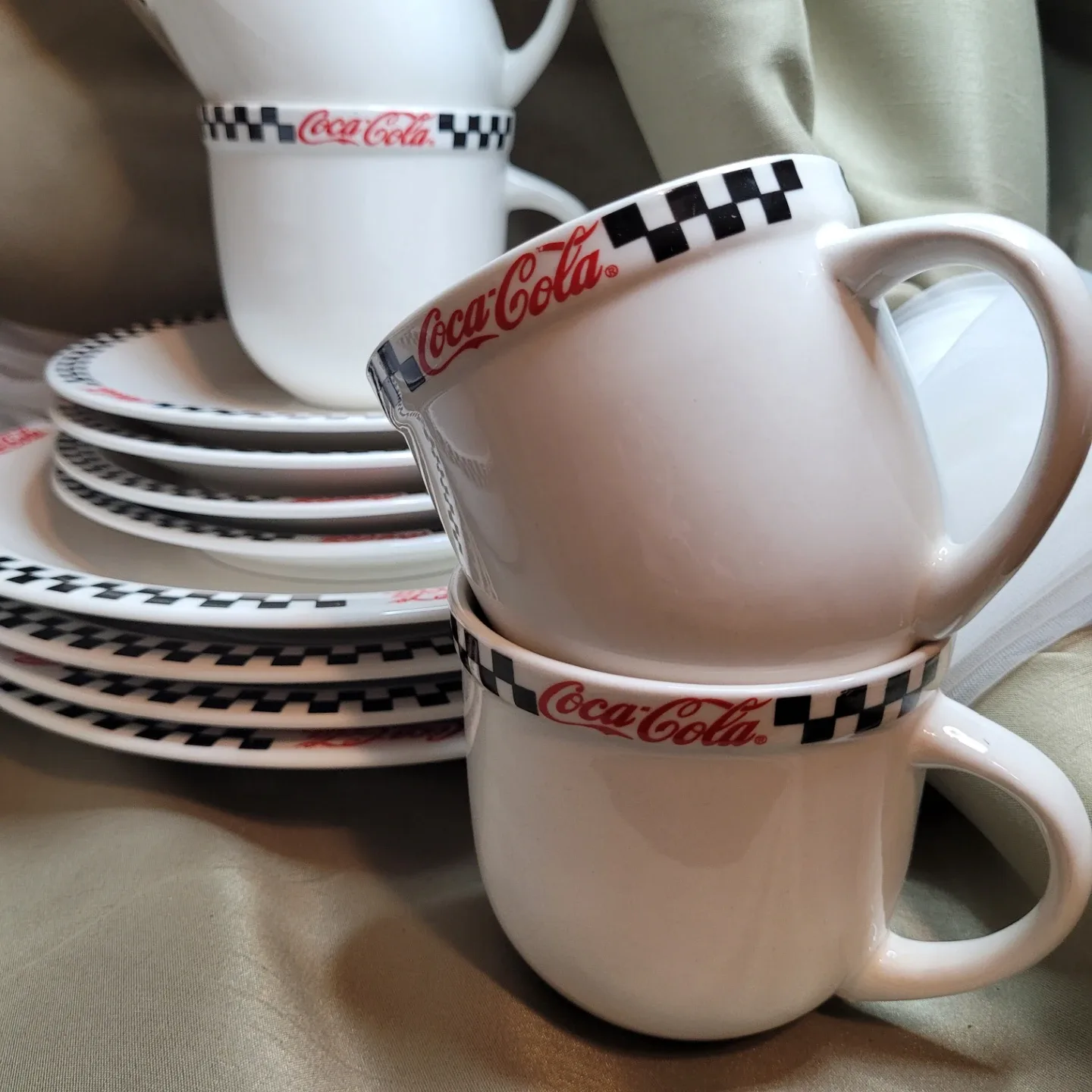 Gibson Coca-Cola Coke Soda Pop Retro Checker Themed Ceramic... image indicator(5)