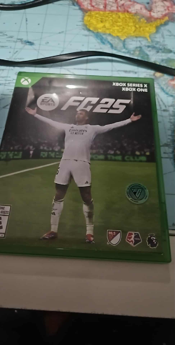EA Sports FC 25 - Xbox Series X/Xbox One Black