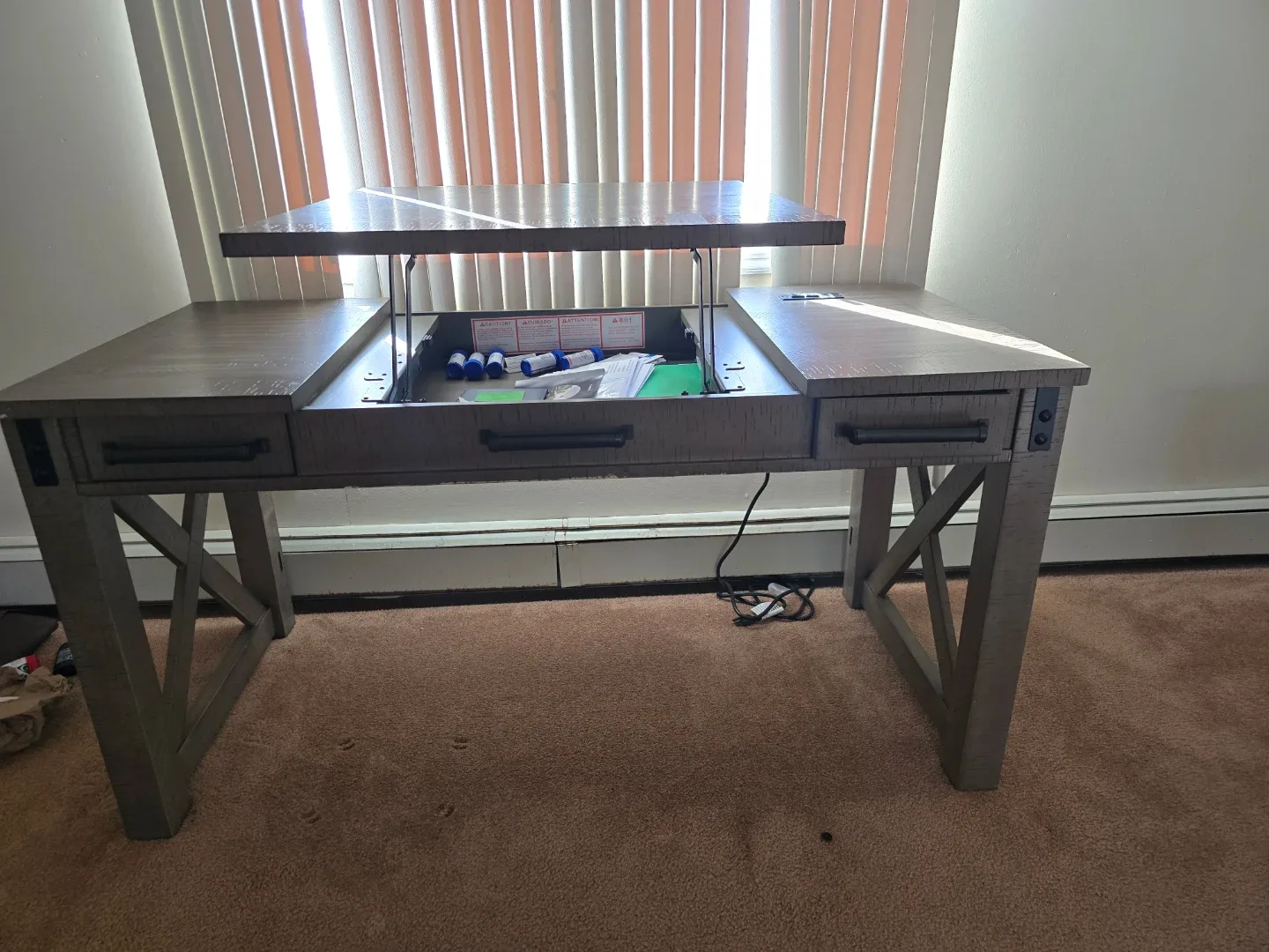 Raymour & Flanigan Fritz Lift Top Desk image indicator(3)