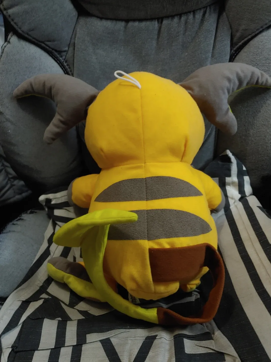 Pokémon Raichu Plush image indicator(2)