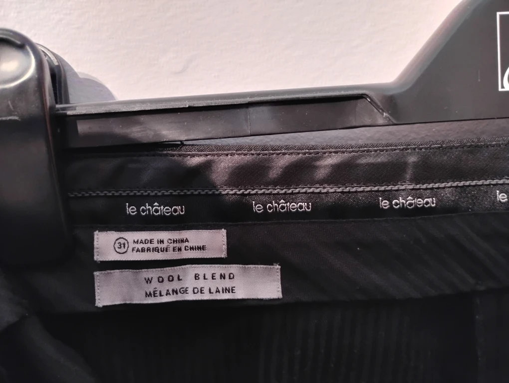 (Like New) Le Chateau Black Wool Blend Dress Pants, Size 31 - photo 3