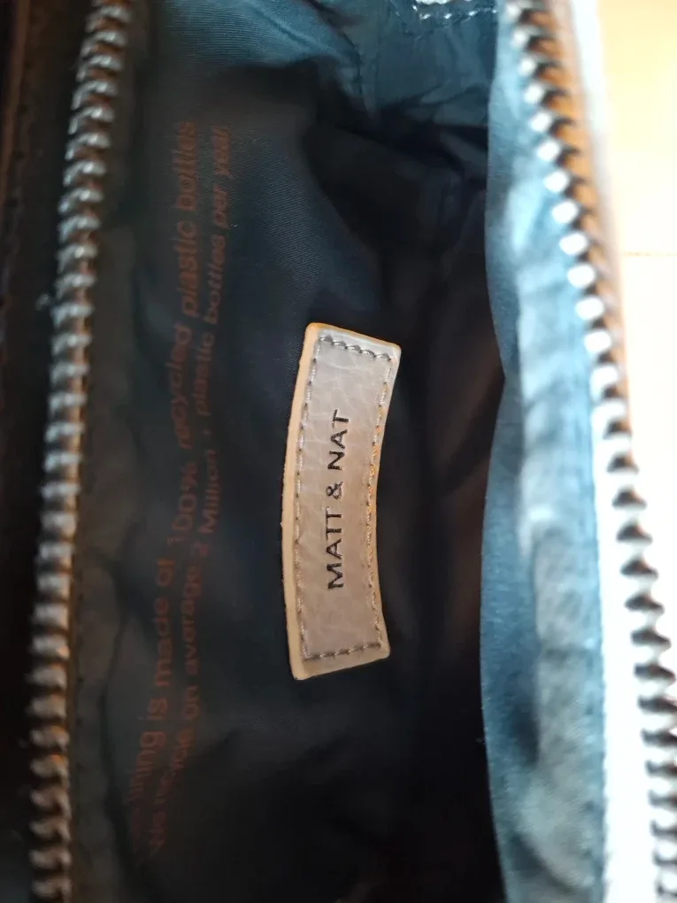 Matt & Nat Vegan Leather Pouch / Cosmetic Bag image indicator(8)