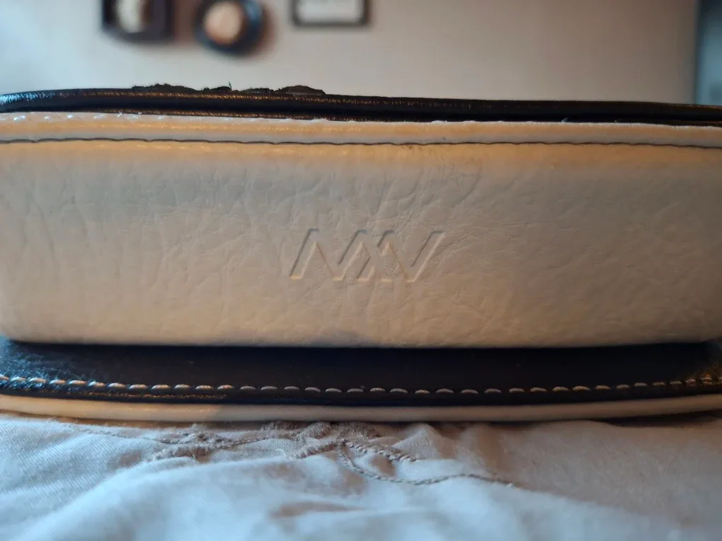 Matt & Nat Vegan Leather Pouch / Cosmetic Bag image indicator(10)