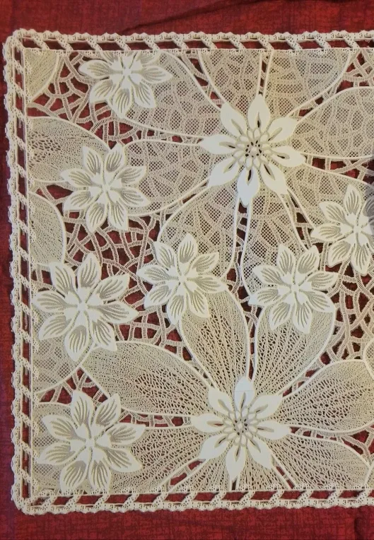 Pair of Delicate Floral Placemat image indicator(2)