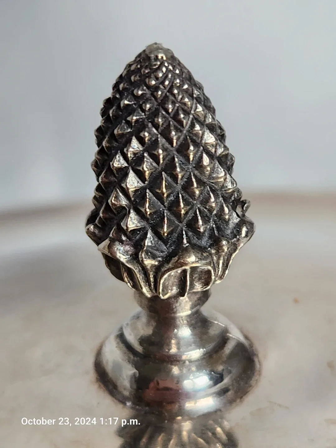 Vintage large Primrose Serving Dish image indicator(3)