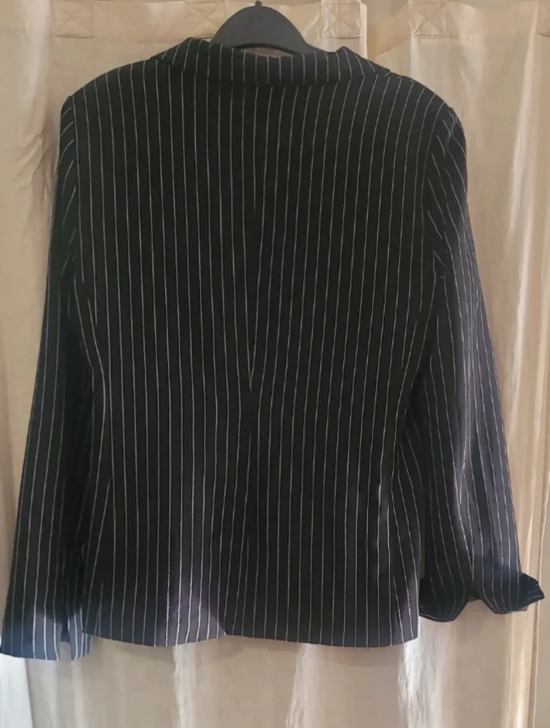 Bianco Ragano Pinstripe Blazer image indicator(2)