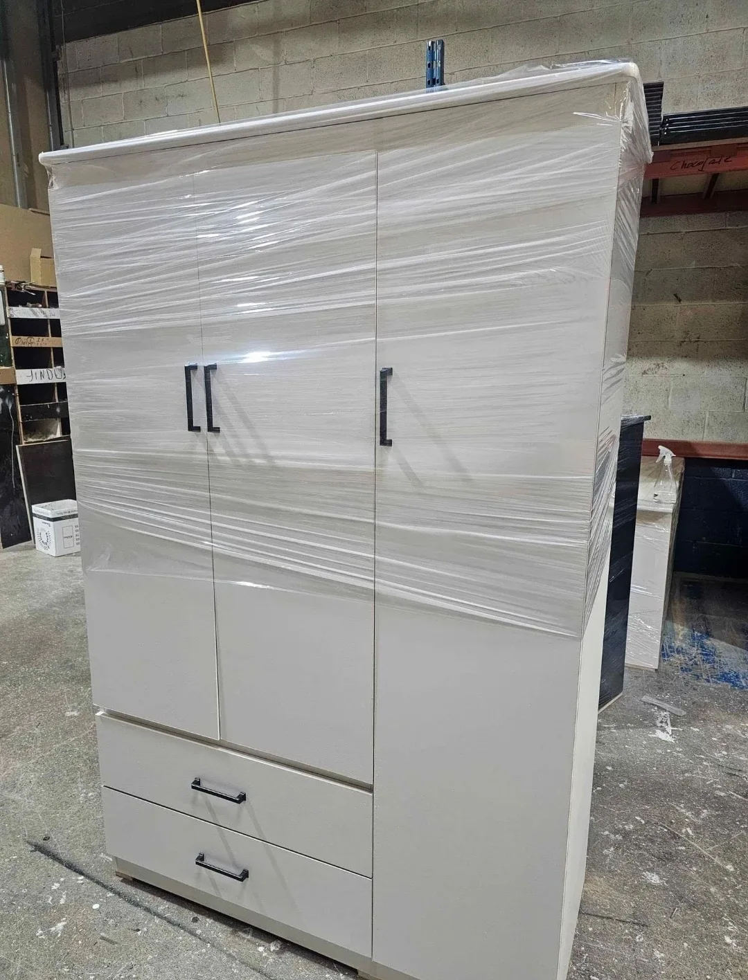 3 door Wardrobe with Drawers - White image indicator(2)